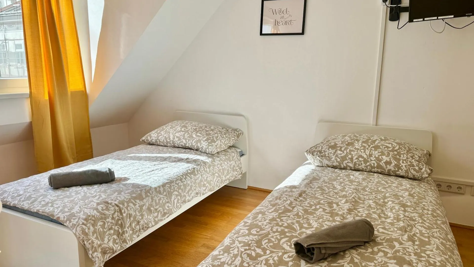2 Bedroom Central Long-Term Apartment With Free Parking Vienna Austria