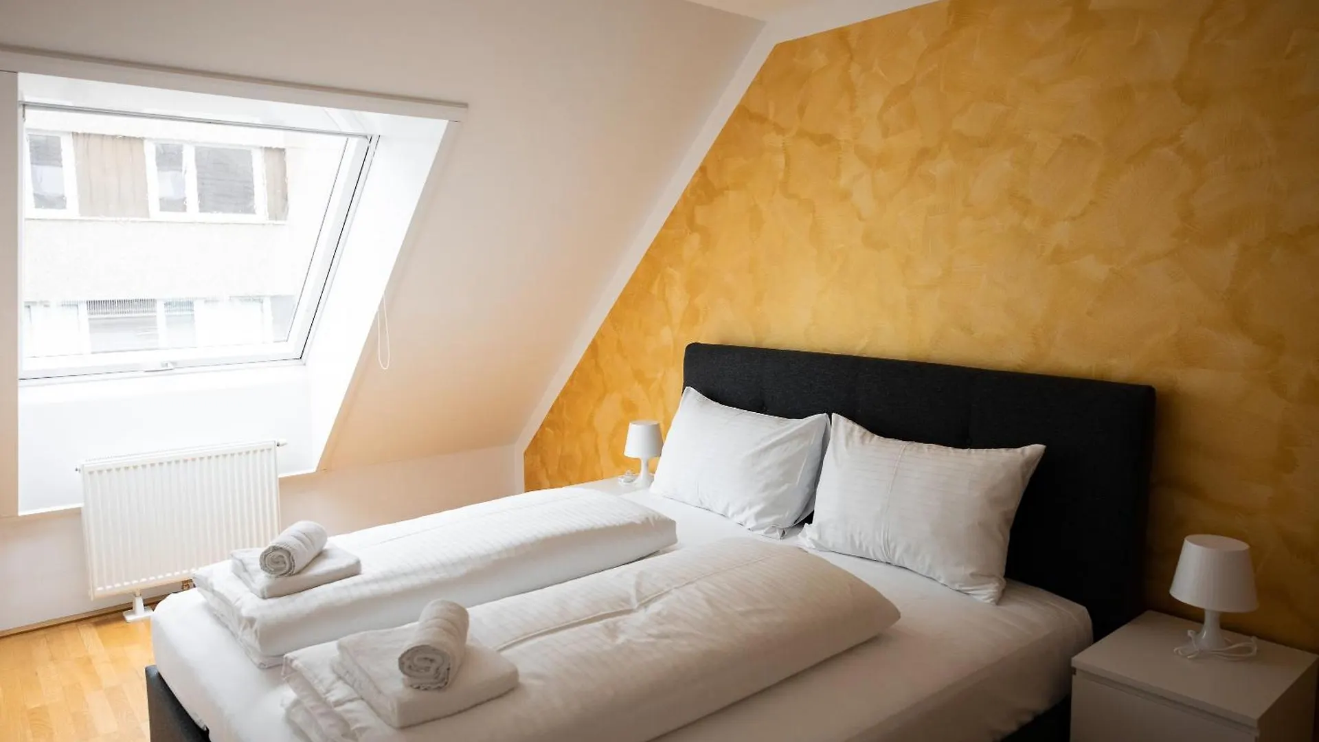 2 Bedroom Central Long-Term Apartment With Free Parking Vídeň